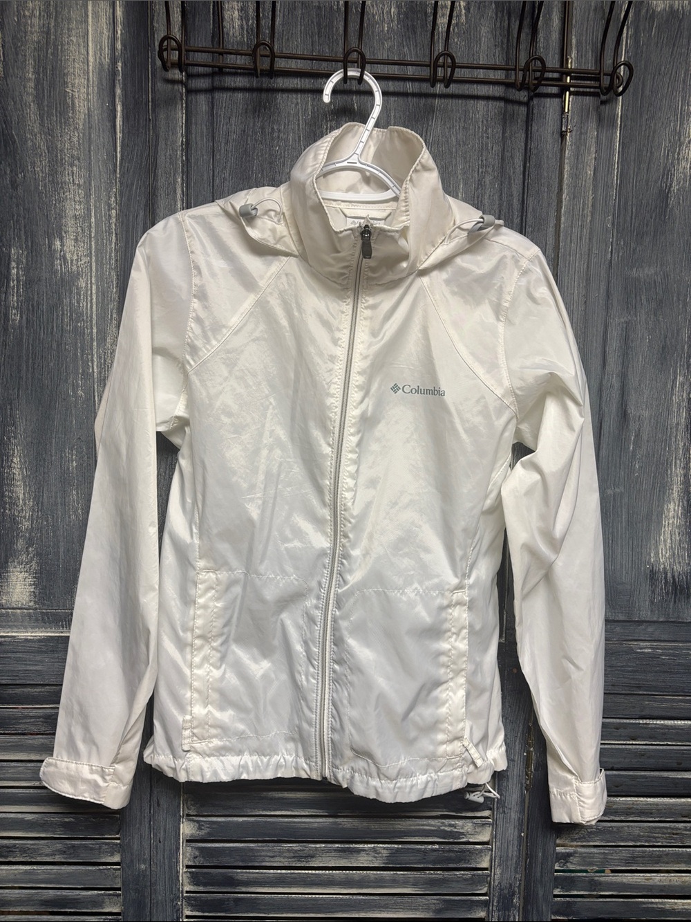 Columbia Women's White Hooded Rain Jacket